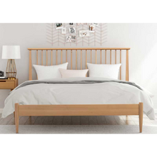Berkley Oak Bedstead