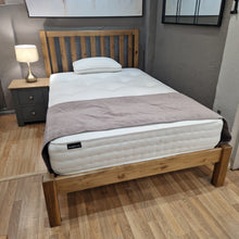 Shaker Bedstead