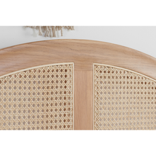 The Eloise bedstead in Oak