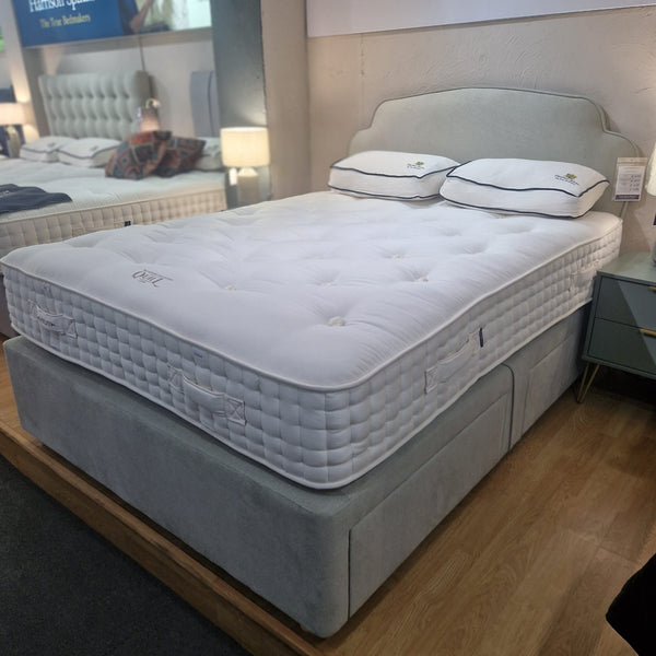 Burgess Bedding Kingsize 4 Drawer Divan Base & Headboard