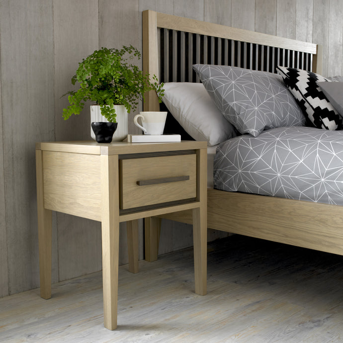 Maine Aged & Weathered Oak 1 Drawer Nightstand